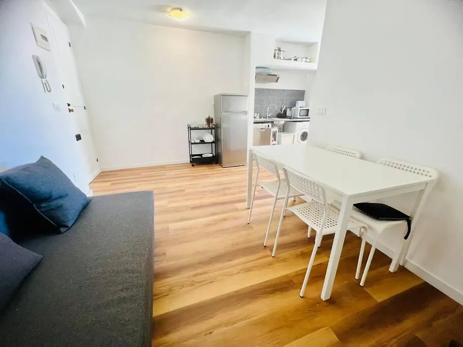Suite Astoria - Sanremo Centro 0*,  이탈리아